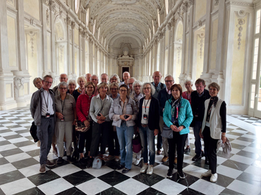  Gruppenbild in der Großen Galerie des Palazzo Venaria Reale, Foto: privat Gruppenbild in der Großen Galerie des Palazzo Venaria Reale, Foto: privat 